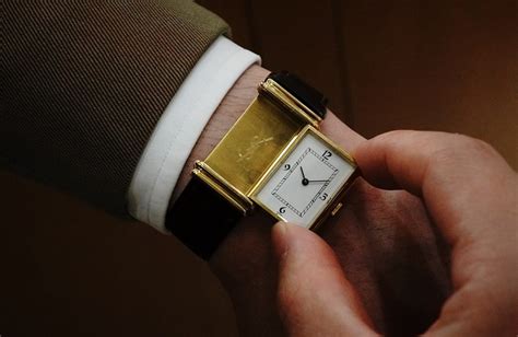yves saint laurent reverso